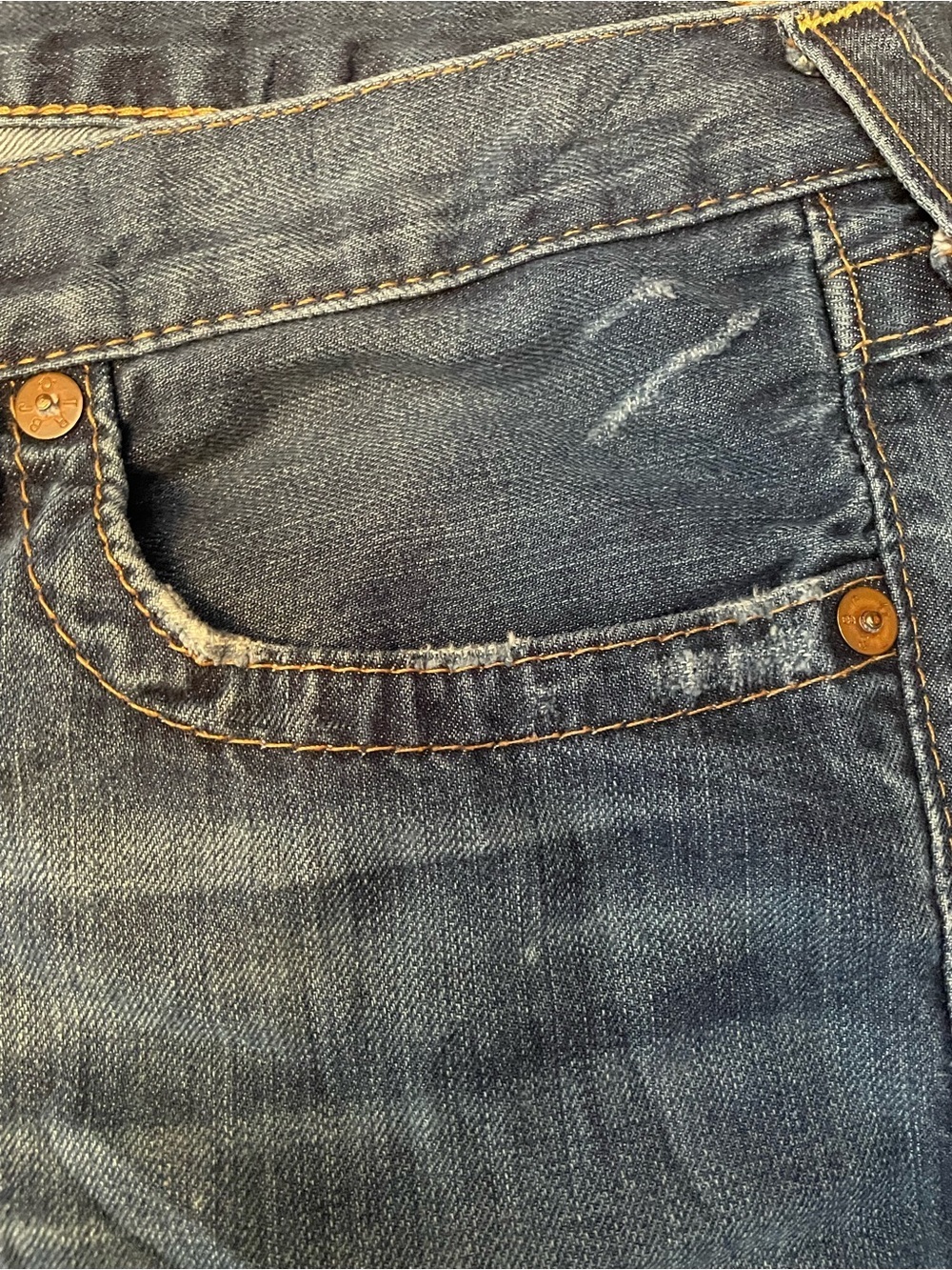 True Religion Men’s Distressed Denim Jordan Jeans - Picture 5 of 15